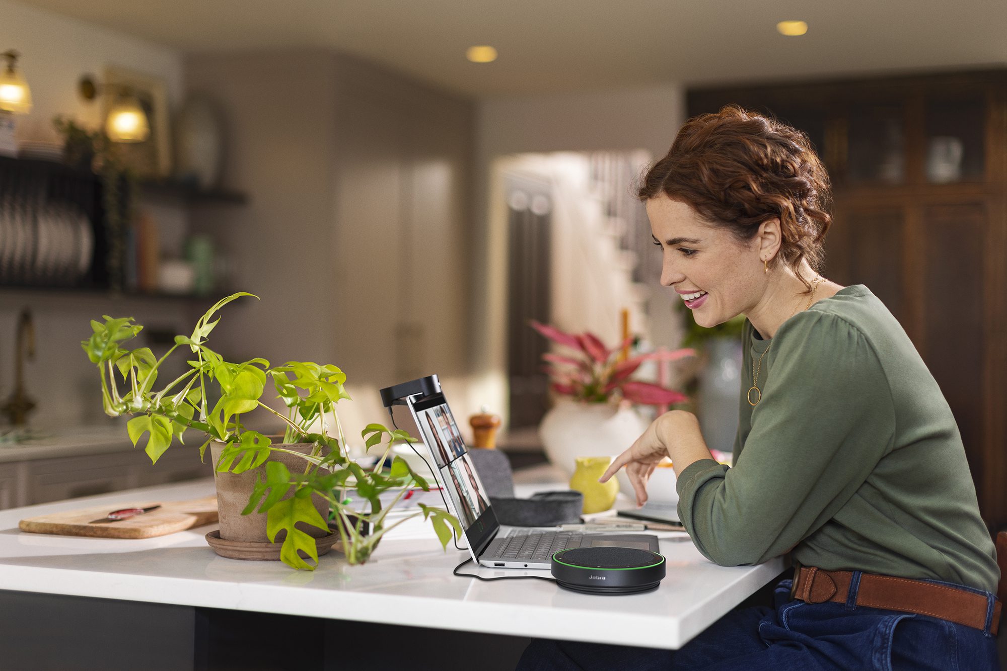 Jabra Speak2 75 Lifestyle Kitchen Island Call Medium