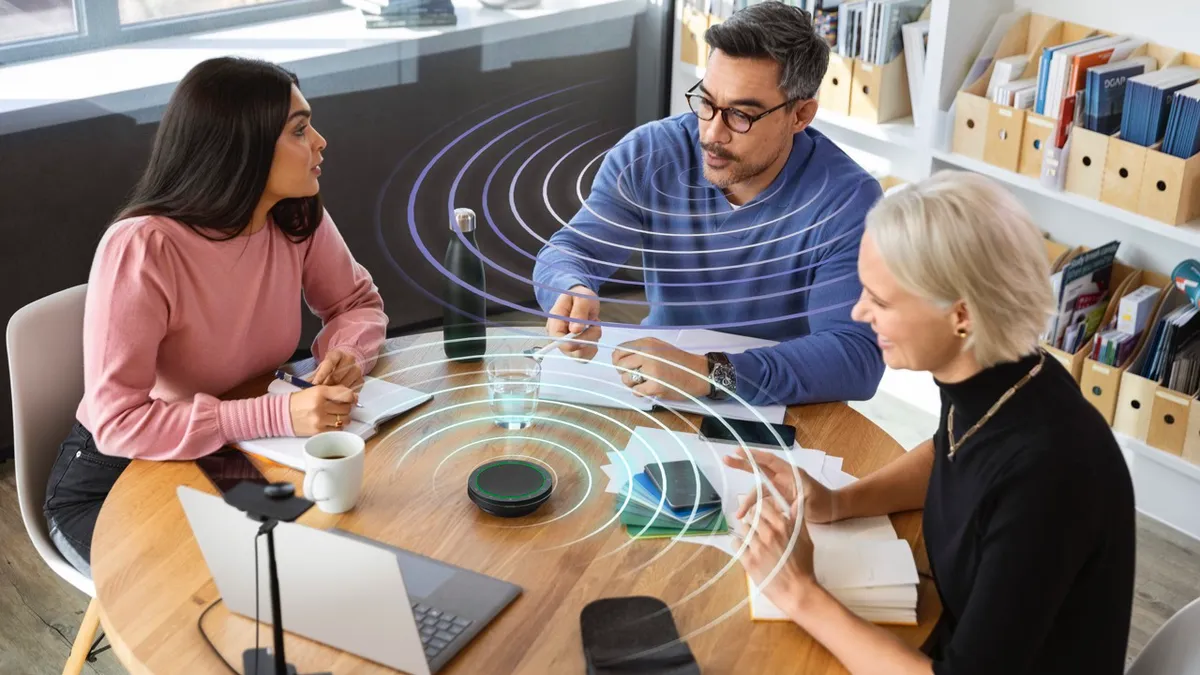 Jabra Speak2 Full Duplex Feature Image Medium Large